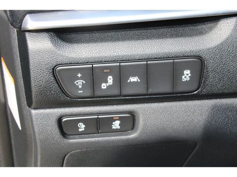 Used 2022 Kia Niro EX w/ Cold Weather Package image 18