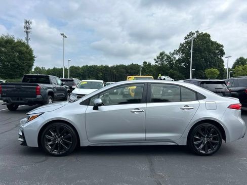 Used 2025 Toyota Corolla SE FWD image 10