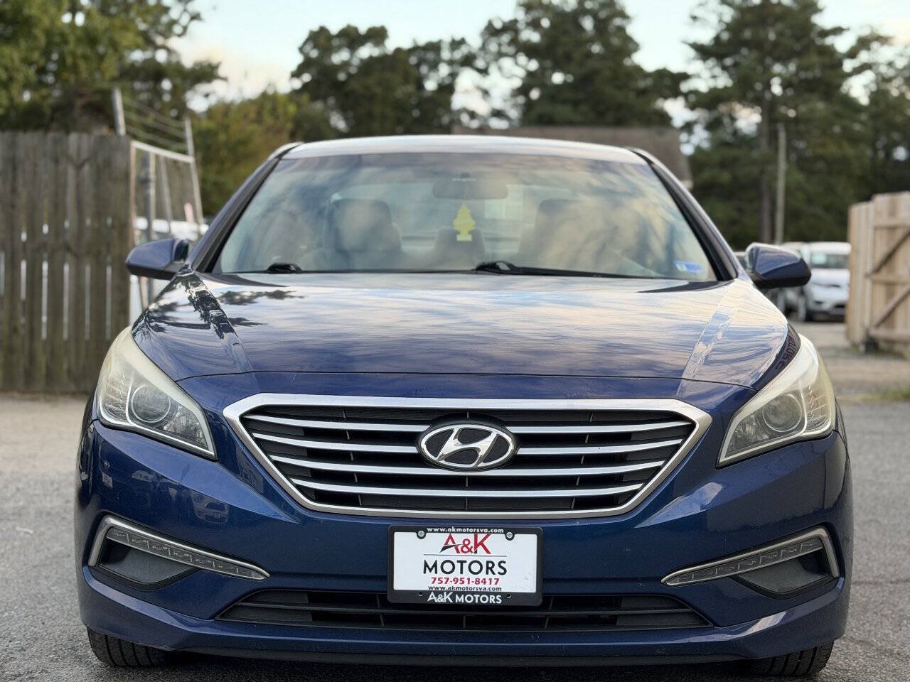 Used 2015 Hyundai Sonata SE FWD image 3