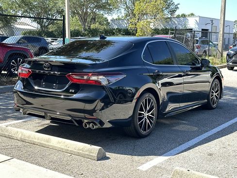 Used 2023 Toyota Camry SE FWD image 8
