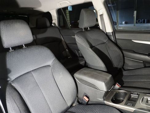 Used 2012 Subaru Outback 2.5i Premium w/ All-Weather Pkg AWD/4WD image 18