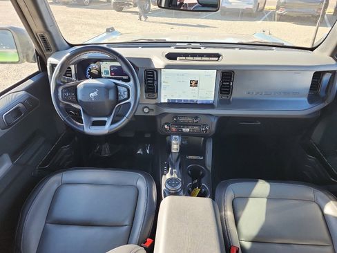 Used 2024 Ford Bronco Everglades image 12