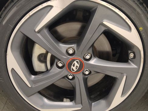 Used 2019 Hyundai Veloster Turbo Ultimate FWD image 31