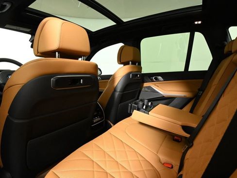 New 2026 BMW X5 xDrive40i w/ M Sport Package image 28
