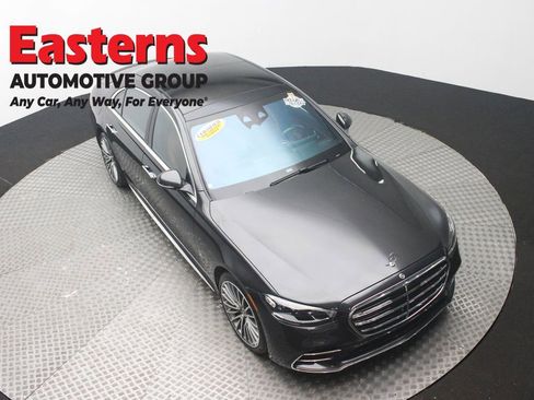Used 2023 Mercedes-Benz S 500 4MATIC image 3