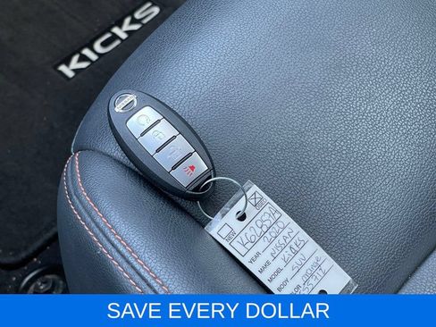 Used 2020 Nissan Kicks SR w/ SR Premium Package FWD image 25