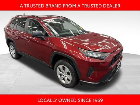 Certified 2021 Toyota RAV4 LE image 4