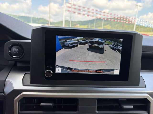 Used 2024 Toyota Tacoma SR5 AWD/4WD image 24