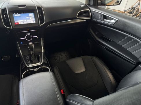 Used 2016 Ford Edge Sport w/ Equipment Group 401A AWD/4WD image 6