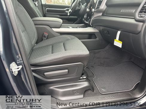 New 2026 RAM 1500 Big Horn AWD/4WD image 21