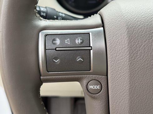 Used 2019 Lexus GX 460 Premium w/ Premium Package AWD/4WD image 16
