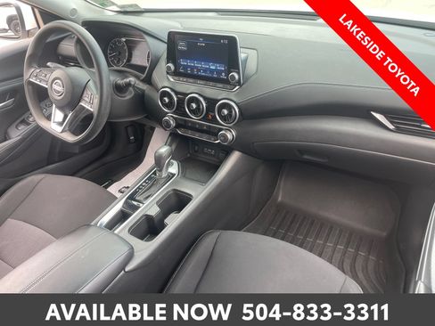 Used 2025 Nissan Sentra SV FWD image 15