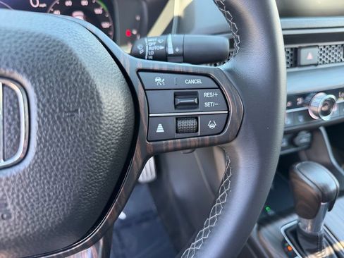 Used 2025 Honda Civic Sport Touring image 19