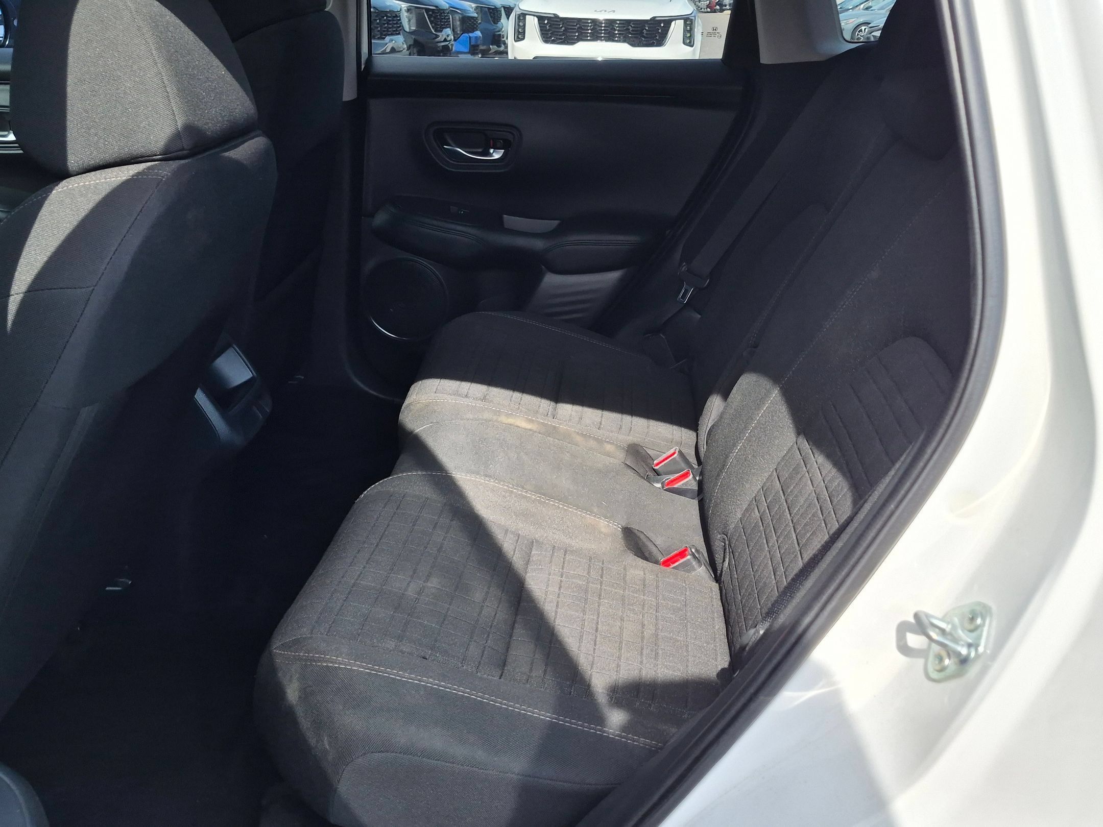 Used 2025 Honda HR-V LX image 29