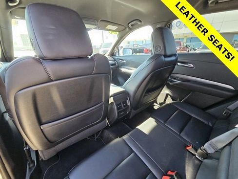 Used 2024 Cadillac XT4 Premium Luxury image 11
