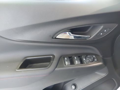 New 2023 Chevrolet Equinox RS w/ RS Leather Package AWD/4WD image 26