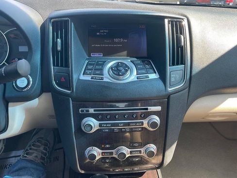 Used 2012 Nissan Maxima 3.5 SV w/ Premium Pkg FWD image 19