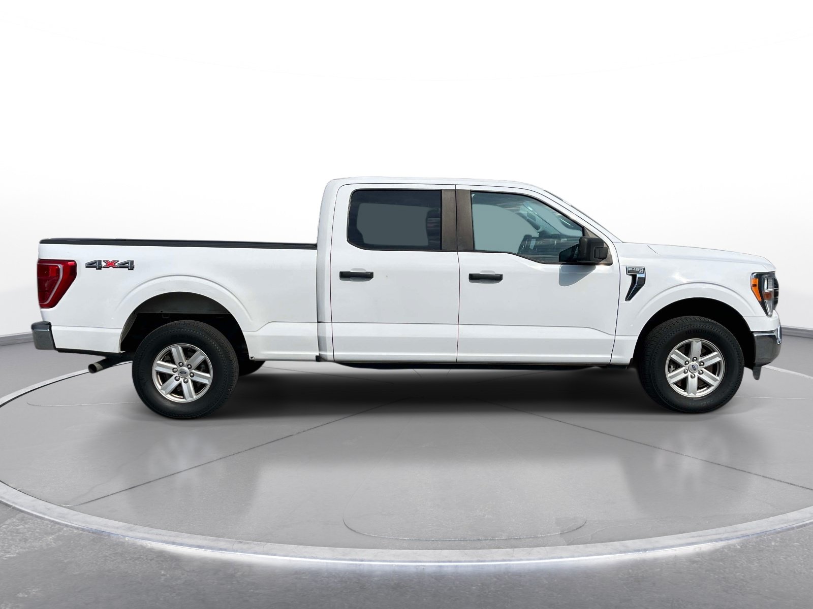 Used 2021 Ford F150 XLT w/ Trailer Tow Package AWD/4WD image 3
