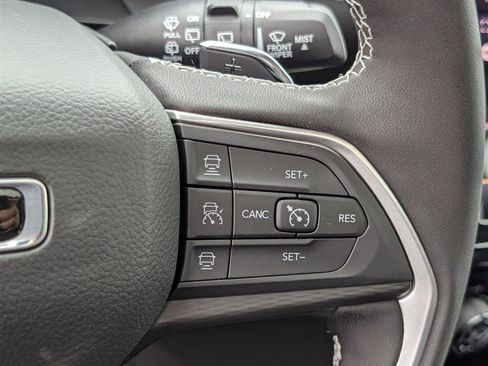 New 2025 Jeep Grand Cherokee Laredo X w/ Luxury Tech Group I image 20