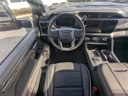 New 2026 GMC Sierra 2500 AT4X w/ AT4X AEV Edition image 18