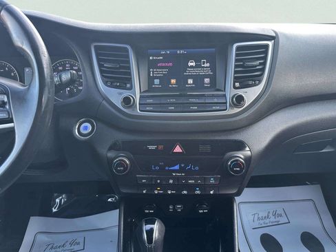 Used 2018 Hyundai Tucson Value w/ Cargo Package AWD/4WD image 19