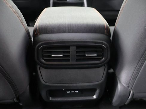 Used 2025 Honda Pilot Sport image 52