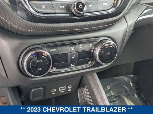 Used 2023 Chevrolet TrailBlazer ACTIV w/ Convenience Package image 17