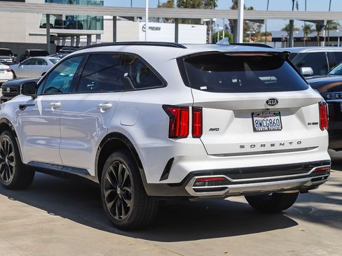 Used 2021 Kia Sorento SX AWD/4WD image 8