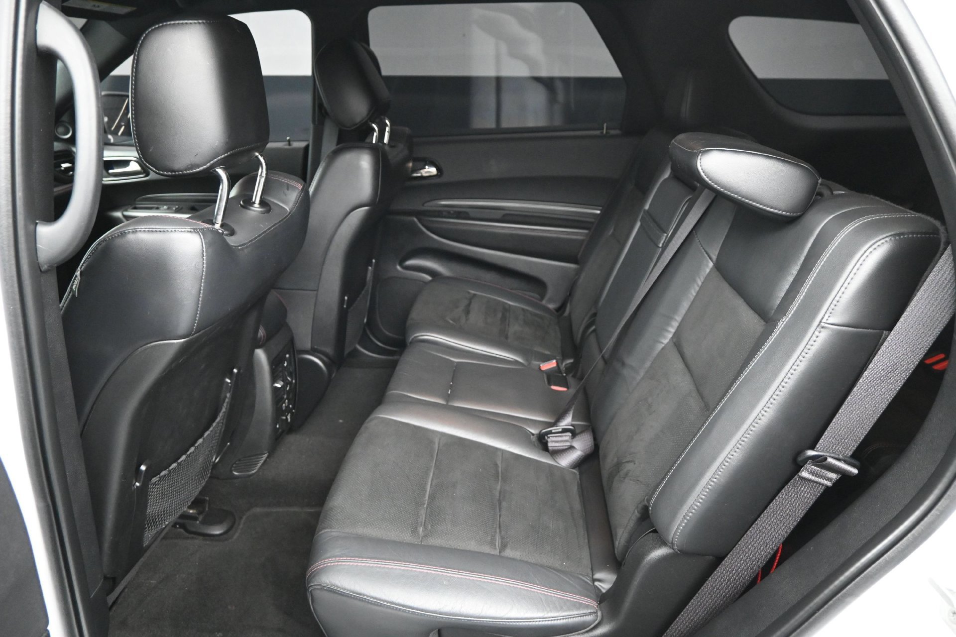 Used 2022 Dodge Durango R/T w/ Blacktop Package AWD/4WD image 24