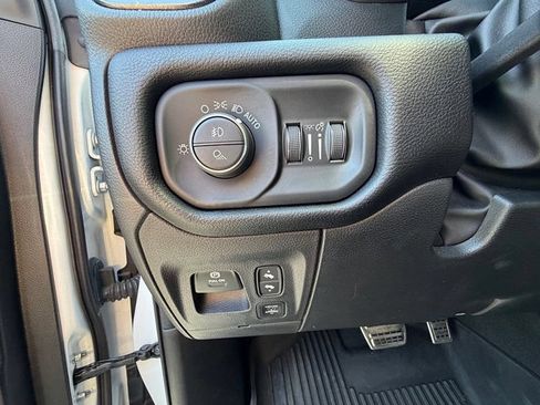 Used 2022 RAM 1500 Laramie AWD/4WD image 49
