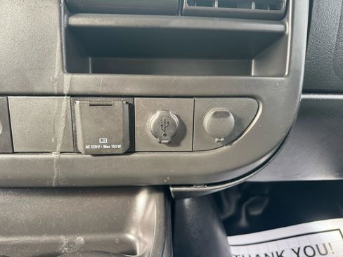 Used 2017 Chevrolet Express 3500 LS image 45