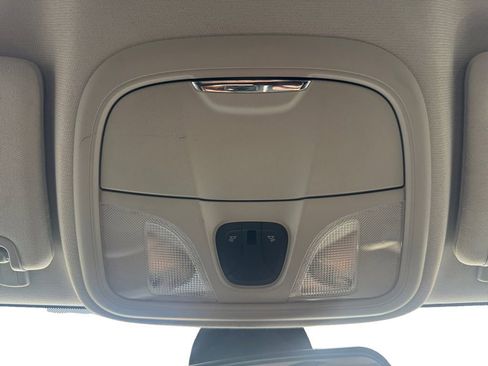 Used 2020 Jeep Cherokee Latitude Plus image 26