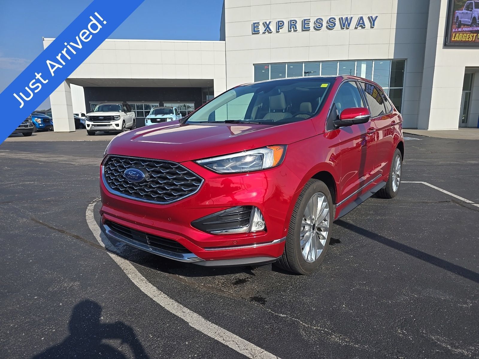 Used 2024 Ford Edge Titanium w/ Titanium Elite Package AWD/4WD image 1