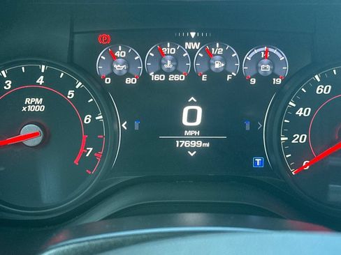 Used 2021 Chevrolet Camaro SS RWD image 39