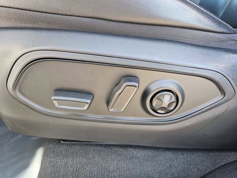 Used 2022 Jeep Grand Cherokee Limited 4xe w/ MOPAR Finishing Package image 18