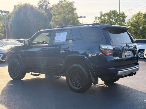 Certified 2022 Toyota 4Runner TRD Off-Road Premium w/ Moonroof Package AWD/4WD image 9