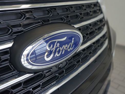 Used 2023 Ford Explorer XLT w/ Equipment Group 202A image 19