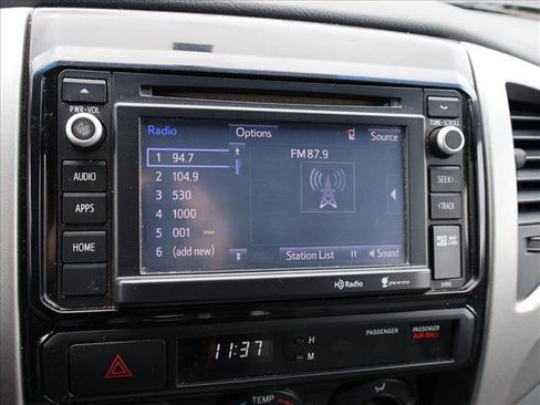 Used 2014 Toyota Tacoma 4x4 Double Cab w/ TRD Off-Road Package image 17