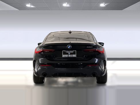 Used 2023 BMW 430i Coupe w/ M Sport Package RWD image 9