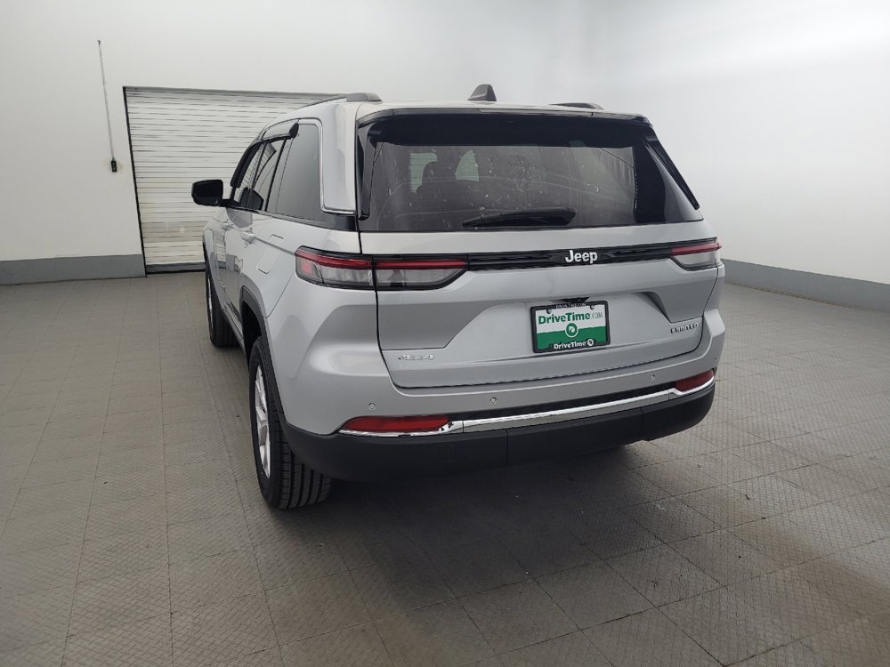 Used 2022 Jeep Grand Cherokee Limited AWD/4WD image 6