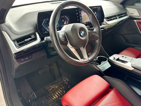 Certified 2025 BMW X1 xDrive28i w/ Convenience Package image 9
