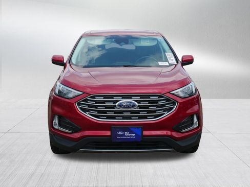 Certified 2022 Ford Edge SEL w/ Convenience Package AWD/4WD image 2