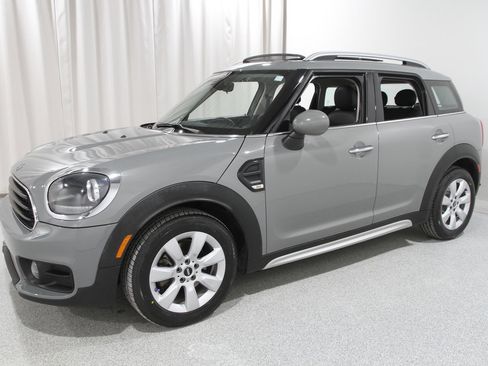 Used 2019 MINI Cooper Countryman image 3