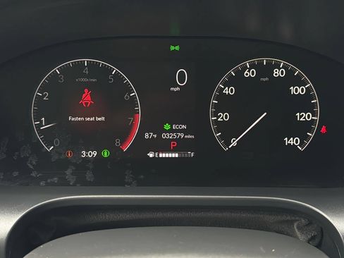 Used 2025 Honda HR-V Sport image 18