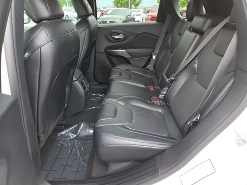 Used 2022 Jeep Cherokee Limited AWD/4WD image 21