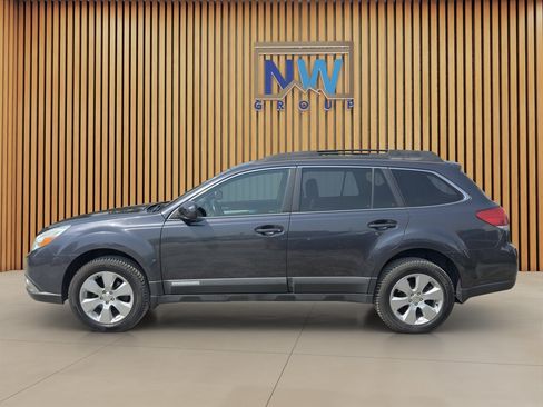 Used 2011 Subaru Outback 2.5i Premium AWD/4WD image 19