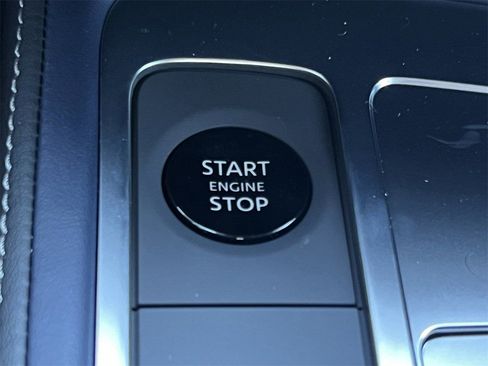 New 2026 INFINITI QX60 Sport image 17