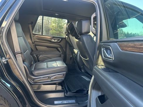 Used 2023 Chevrolet Tahoe High Country AWD/4WD image 14
