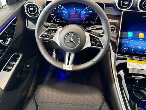 Used 2026 Mercedes-Benz GLC 300 4MATIC image 21