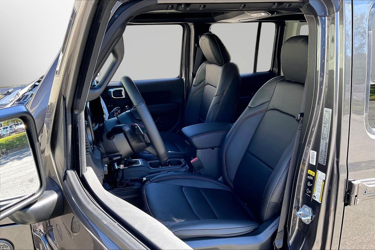 New 2027 Jeep Wrangler Unlimited Rubicon 392 AWD/4WD image 17